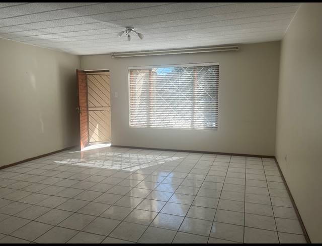 3 bed property to rent in MORNINGSIDE